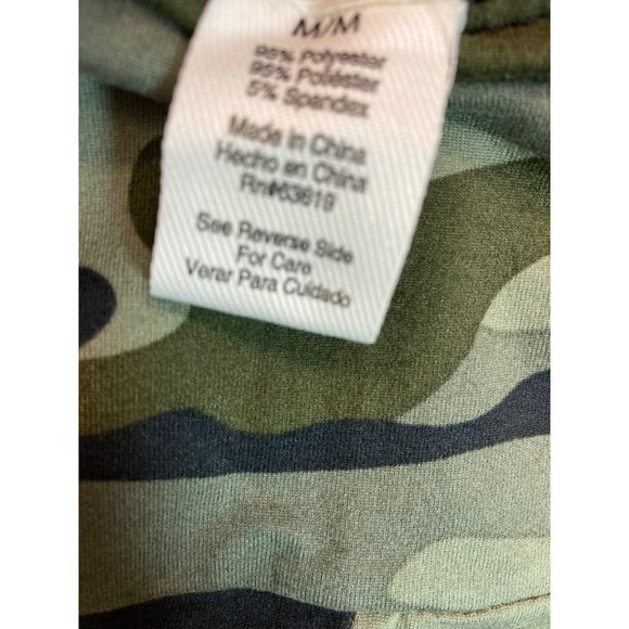 Women's Straight Legged Camo Design Ankle Length Fashion Leggings - Picture 3 of 4